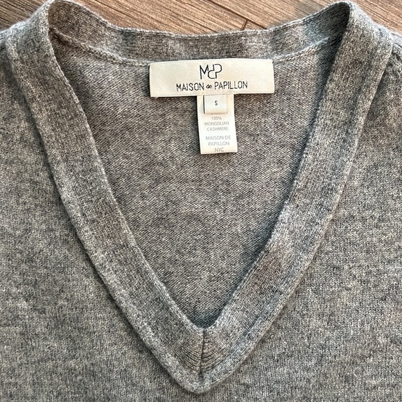 Maison de Papillon Mongolian Cashmere Tee - Picture 3 of 5